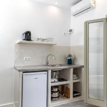 Апартаменты Superb Naxos Grand In The Heart Of Town Balcony