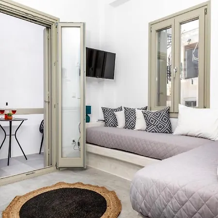 Superb Naxos Grand In The Heart Of Town Balcony Views Saint George Apartment Naxos City