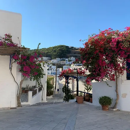 Superb Naxos Apartment Grand Suite In The Heart Of Town Balcony City Views Saint George Apartment