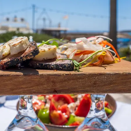 Apartment Superb Naxos Grand In The Heart Of Town Balcony Naxos City